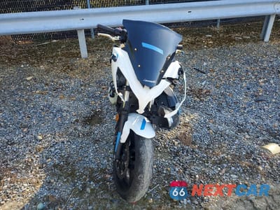 Drugie zdjęcie samochodu z przodu: 2016 KAWASAKI EX650 E VIN:JKAEXEE16GDA21578 - miniatura