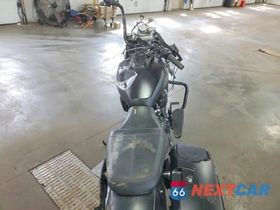 Zdjęcie 6 z 10 samochodu: 2022 INDIAN MOTORCYCLE CO. CHALLENGER DARK HORSE VIN:56KLCCRR3N3412176 - miniatura