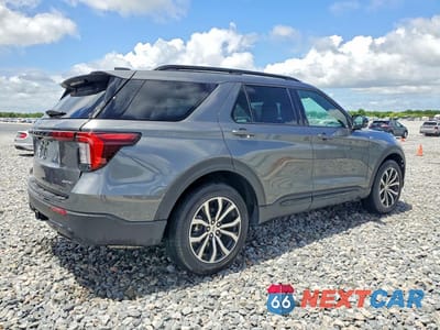 Trzecie zdjęcie samochodu z tyłu: 2026 FORD EXPLORER ST-LINE VIN:1FMUK8KH7TGA34795 - miniatura