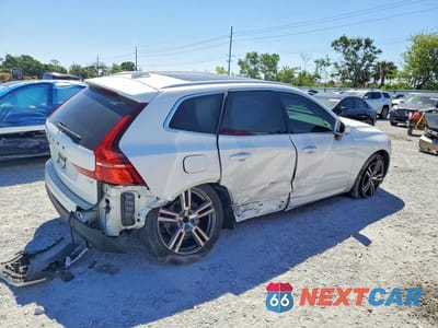 Trzecie zdjęcie samochodu z tyłu: 2020 VOLVO XC60 T5 MOMENTUM VIN:YV4102DK0L1488566 - miniatura
