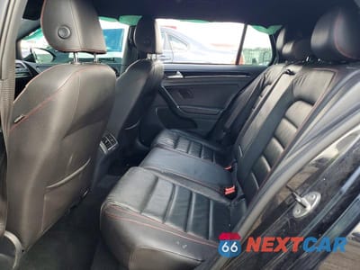 Zdjęcie 10 z 12 samochodu: 2015 VOLKSWAGEN GTI VIN:3VW4T7AUXFM083989 - miniatura
