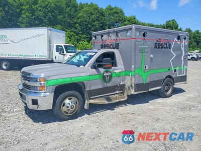 2015 CHEVROLET SILVERADO K3500 LT 1GB3KZC87FF566230 - główne zdjęcie licytacji z USA - miniatura
