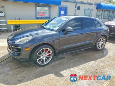 2017 PORSCHE MACAN WP1AG2A50HLB53024 - główne zdjęcie licytacji z USA - miniatura