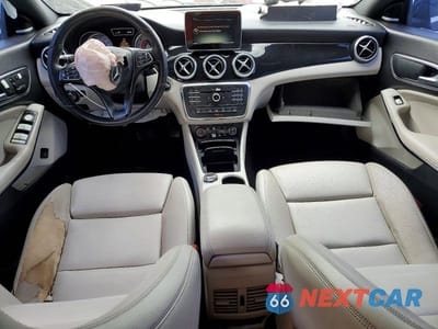 Zdjęcie 8 z 12 samochodu: 2016 MERCEDES-BENZ CLA 250 VIN:WDDSJ4EB3GN290017 - miniatura