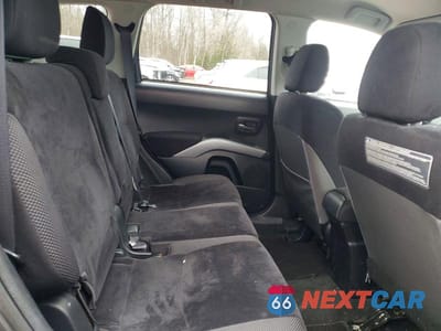Zdjęcie 11 z 14 samochodu: 2012 MITSUBISHI OUTLANDER ES VIN:JA4AS2AW0CU600828 - miniatura