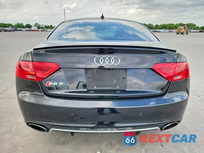 Zdjęcie 6 z 12 samochodu: 2013 AUDI RS5 VIN:WUAC6AFR7DA900971 - miniatura