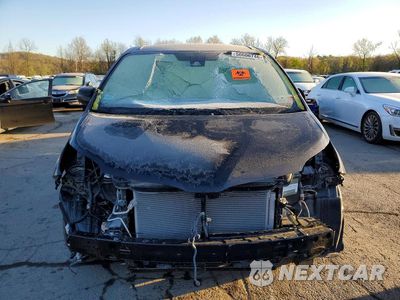 Piąte zdjęcie samochodu w środku: 2020 TOYOTA SIENNA L VIN:5TDZZ3DC2LS066814 - miniatura