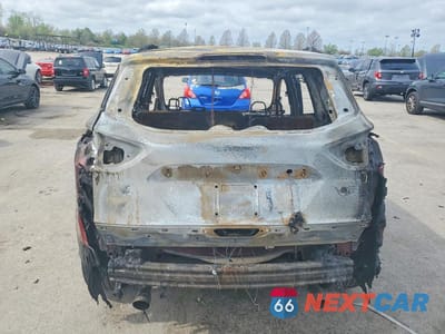 Zdjęcie 6 z 11 samochodu: 2016 FORD ESCAPE TITANIUM VIN:1FMCU0JX4GUB11775 - miniatura