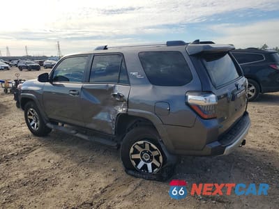 Drugie zdjęcie samochodu z przodu: 2018 TOYOTA 4RUNNER TRD OFF-ROAD VIN:JTEBU5JR3J5514447 - miniatura