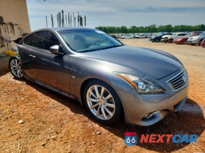 Czwarte zdjęcie samochodu z boku: 2014 INFINITI Q60 COUPE JOURNEY VIN:JN1CV6EK0EM113736 - miniatura