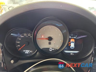 Zdjęcie 9 z 13 samochodu: 2015 PORSCHE MACAN S VIN:WP1AB2A59FLB73042 - miniatura