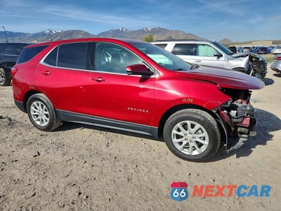 Czwarte zdjęcie samochodu z boku: 2019 CHEVROLET EQUINOX LT VIN:2GNAXUEV8K6109786 - miniatura