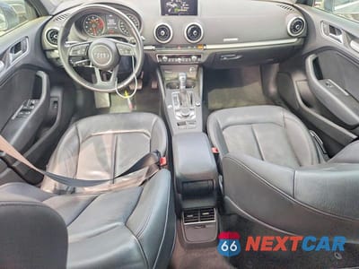 Zdjęcie 8 z 11 samochodu: 2019 AUDI A3 PREMIUM VIN:WAUAUGFF6K1010989 - miniatura