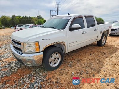 2011 CHEVROLET SILVERADO K1500 LT 3GCPKSE33BG386709 - główne zdjęcie licytacji z USA - miniatura