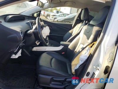 Zdjęcie 7 z 12 samochodu: 2016 TOYOTA PRIUS THREE TOURING VIN:JTDKARFU0G3008810 - miniatura