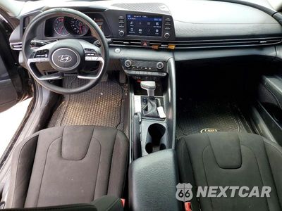 Zdjęcie 8 z 12 samochodu: 2022 HYUNDAI ELANTRA SEL VIN:KMHLM4AG3NU241695 - miniatura