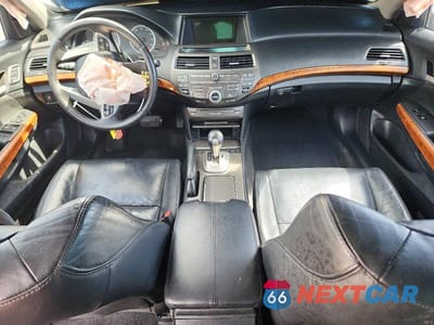 Zdjęcie 8 z 13 samochodu: 2011 HONDA ACCORD EXL VIN:1HGCP3F84BA025876 - miniatura
