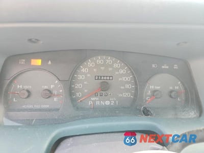 Zdjęcie 9 z 12 samochodu: 2000 MERCURY GRAND MARQUIS GS VIN:2MEFM74W2YX627882 - miniatura