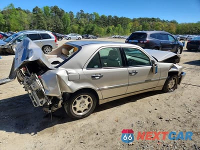Trzecie zdjęcie samochodu z tyłu: 1999 MERCEDES-BENZ C 230 VIN:WDBHA24G8XA664780 - miniatura