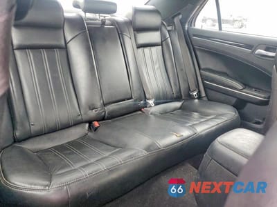 Zdjęcie 10 z 12 samochodu: 2019 CHRYSLER 300 S VIN:2C3CCAGG7KH651495 - miniatura