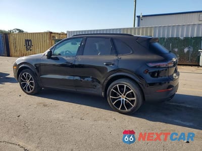 Drugie zdjęcie samochodu z przodu: 2023 PORSCHE CAYENNE BASE VIN:WP1AA2AY4PDA05561 - miniatura