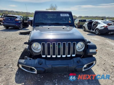 Piąte zdjęcie samochodu w środku: 2021 JEEP WRANGLER UNLIMITED SAHARA VIN:1C4HJXEN3MW625945 - miniatura