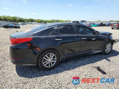 Trzecie zdjęcie samochodu z tyłu: 2013 KIA OPTIMA LX VIN:5XXGM4A75DG254295 - miniatura