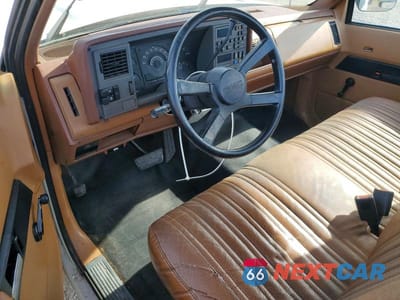Zdjęcie 8 z 12 samochodu: 1989 GMC SIERRA C2500 VIN:1GTGC24K9KE510415 - miniatura