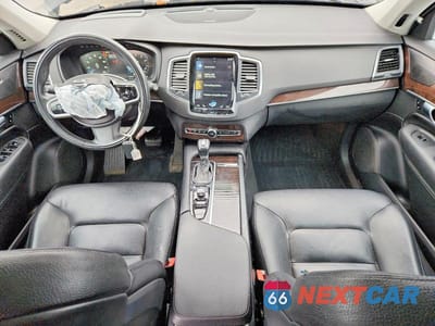Zdjęcie 8 z 13 samochodu: 2019 VOLVO XC90 T6 MOMENTUM VIN:YV4A22PK7K1489833 - miniatura