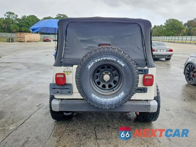 Zdjęcie 6 z 12 samochodu: 2005 JEEP WRANGLER X VIN:1J4FA39S35P337557 - miniatura