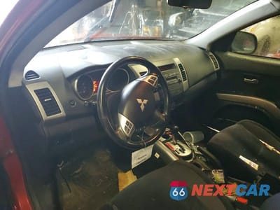 Zdjęcie 8 z 13 samochodu: 2011 MITSUBISHI OUTLANDER ES VIN:JA4AS2AW6BU602050 - miniatura