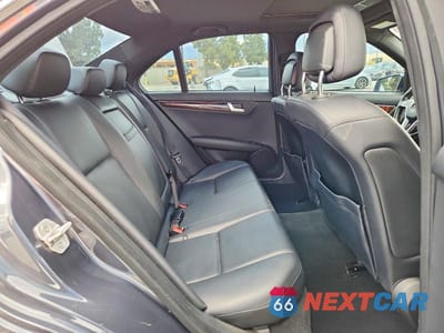 Zdjęcie 10 z 13 samochodu: 2014 MERCEDES-BENZ C 250 VIN:WDDGF4HBXER315777 - miniatura