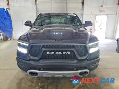 Piąte zdjęcie samochodu w środku: 2019 RAM 1500 REBEL VIN:1C6SRFLT9KN876408 - miniatura