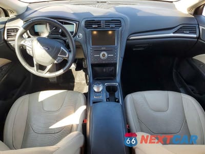Zdjęcie 8 z 12 samochodu: 2018 FORD FUSION TITANIUM VIN:3FA6P0K95JR150128 - miniatura
