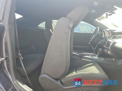 Zdjęcie 10 z 11 samochodu: 2015 CHEVROLET CAMARO LT VIN:2G1FD1E37F9239219 - miniatura