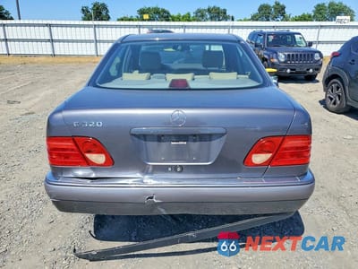 Zdjęcie 6 z 11 samochodu: 1997 MERCEDES-BENZ E 320 VIN:WDBJF55F5VA403159 - miniatura