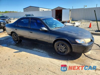 Czwarte zdjęcie samochodu z boku: 2001 TOYOTA CAMRY LE VIN:4T1BG22K91U079916 - miniatura