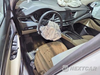 Zdjęcie 8 z 13 samochodu: 2024 BUICK ENCLAVE AVENIR VIN:5GAEVCKW5RJ105491 - miniatura