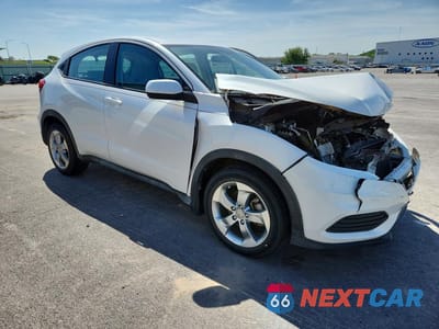 Czwarte zdjęcie samochodu z boku: 2019 HONDA HR-V LX VIN:3CZRU5H3XKM702327 - miniatura