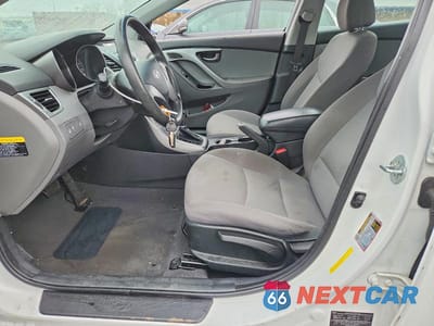 Zdjęcie 7 z 12 samochodu: 2014 HYUNDAI ELANTRA SE VIN:5NPDH4AE7EH506818 - miniatura