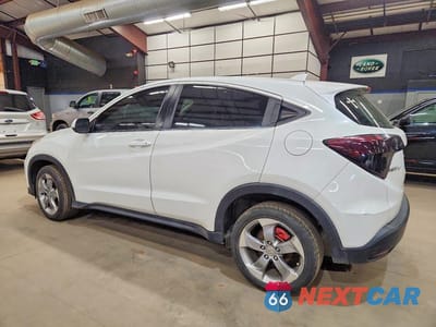 Drugie zdjęcie samochodu z przodu: 2018 HONDA HR-V LX VIN:3CZRU6H35JM713868 - miniatura