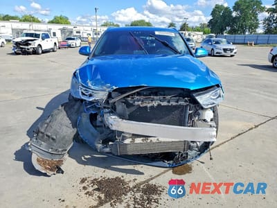 Piąte zdjęcie samochodu w środku: 2017 AUDI Q3 PREMIUM PLUS VIN:WA1JCCFS1HR008714 - miniatura