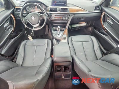 Zdjęcie 8 z 12 samochodu: 2015 BMW 328 XI SULEV VIN:WBA3B5G51FNS16213 - miniatura