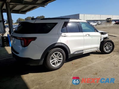Trzecie zdjęcie samochodu z tyłu: 2025 FORD EXPLORER ACTIVE VIN:1FMUK7DH1SGB99702 - miniatura