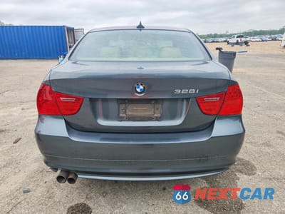 Zdjęcie 6 z 12 samochodu: 2009 BMW 328 XI SULEV VIN:WBAPK53569A643292 - miniatura