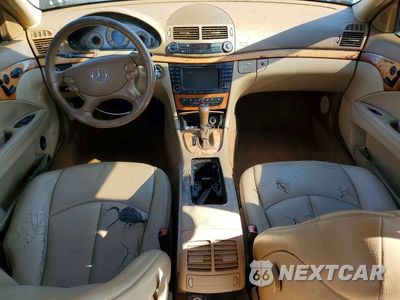 Zdjęcie 8 z 12 samochodu: 2008 MERCEDES-BENZ E 350 VIN:WDBUF56X08B251603 - miniatura