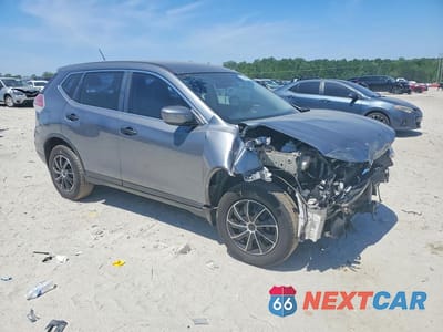 Czwarte zdjęcie samochodu z boku: 2016 NISSAN ROGUE S VIN:JN8AT2MV4GW130484 - miniatura
