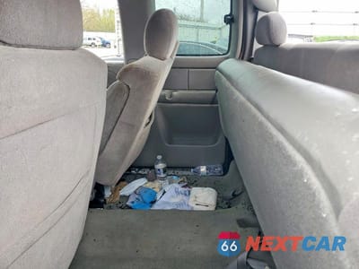 Zdjęcie 10 z 12 samochodu: 2000 CHEVROLET SILVERADO C2500 VIN:1GCGC29U2YE109162 - miniatura