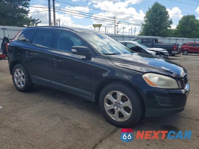 Czwarte zdjęcie samochodu z boku: 2013 VOLVO XC60 3.2 VIN:YV4952DL8D2389812 - miniatura