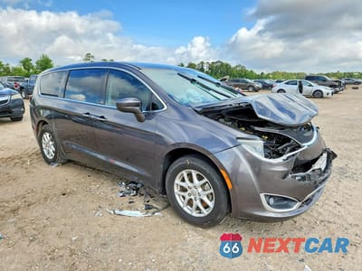 Czwarte zdjęcie samochodu z boku: 2020 CHRYSLER PACIFICA TOURING VIN:2C4RC1FG9LR127316 - miniatura